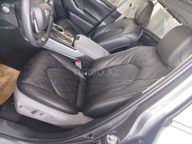 Toyota Highlander 2023, 27,000 km - 2.5 l - Bakı