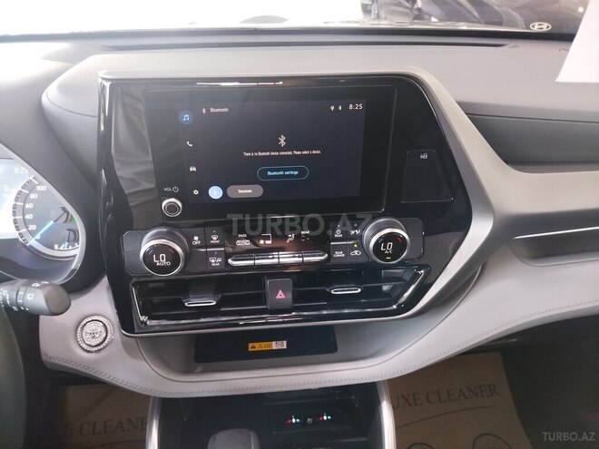 Toyota Highlander 2023, 27,000 km - 2.5 l - Bakı