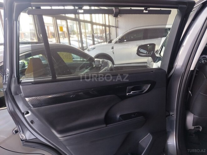Toyota Highlander 2023, 27,000 km - 2.5 l - Bakı
