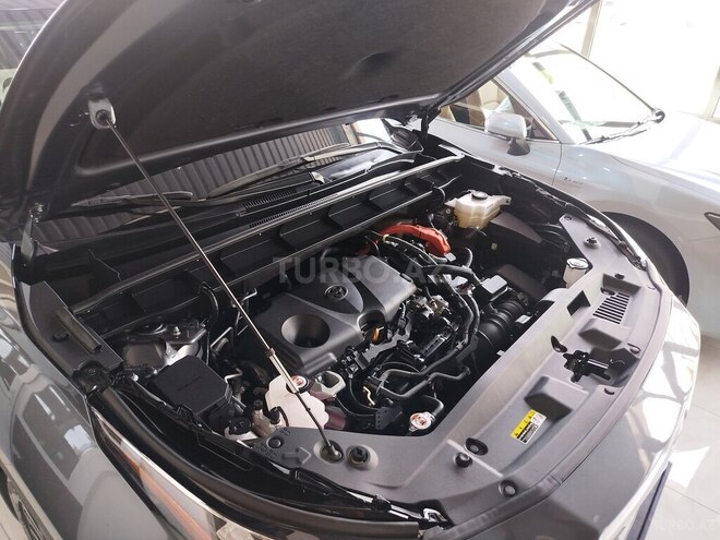 Toyota Highlander 2023, 27,000 km - 2.5 l - Bakı