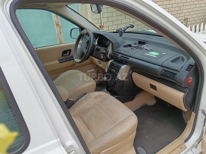 Land Rover Freelander 2004, 303,900 km - 2.5 l - Bakı
