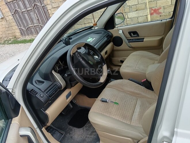 Land Rover Freelander 2004, 303,900 km - 2.5 l - Bakı