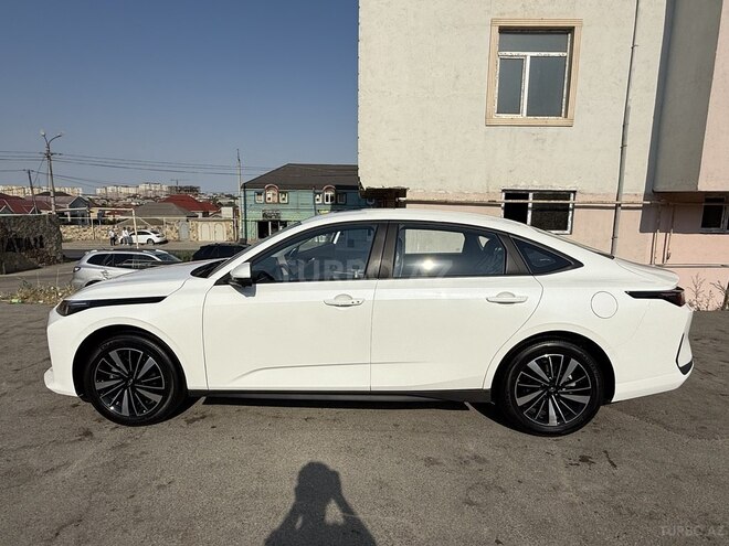Changan Qiyuan A05 2024, 0 km - 1.5 l - Bakı