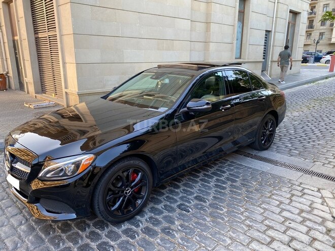 Mercedes C 300 4MATIC 2017, 135,000 km - 2.0 л - Bakı