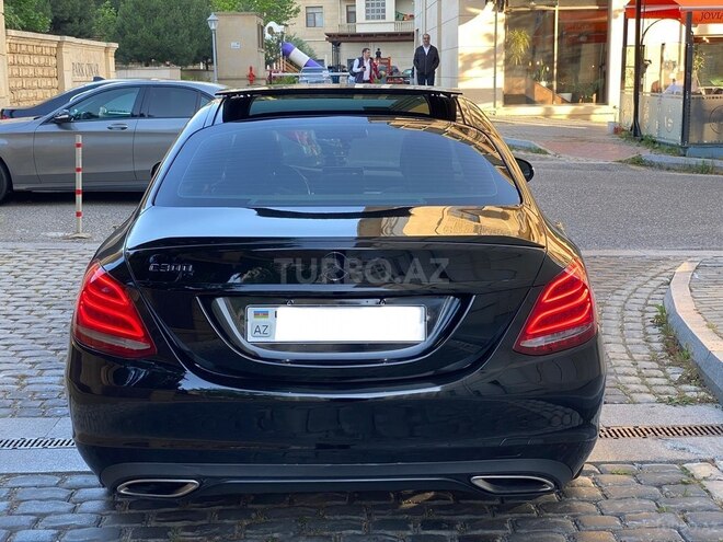 Mercedes C 300 4MATIC 2017, 135,000 km - 2.0 л - Bakı