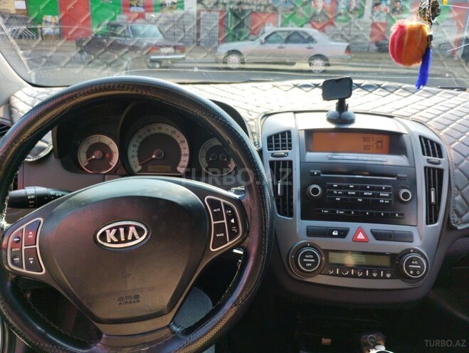 Kia Ceed 2007, 440,000 km - 1.6 l - Biləsuvar