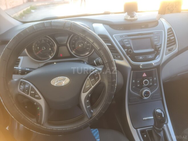 Hyundai Elantra 2015, 145,000 km - 1.8 l - Bakı