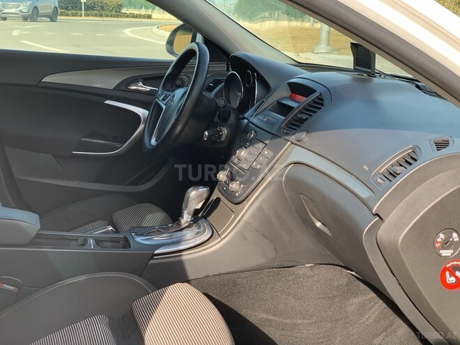 Opel Insignia 2012, 230,000 km - 2.0 l - Gəncə