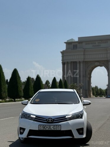 Toyota Corolla 2013, 250,000 km - 1.6 l - Gəncə