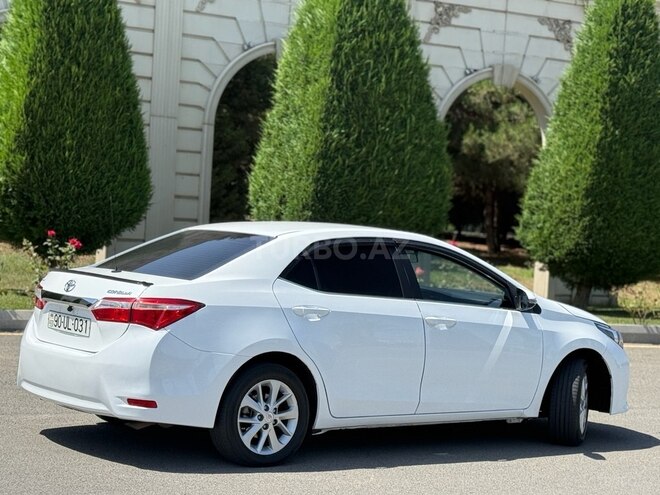 Toyota Corolla 2013, 250,000 km - 1.6 l - Gəncə