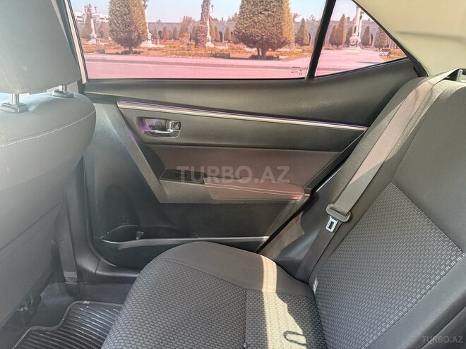 Toyota Corolla 2013, 250,000 km - 1.6 l - Gəncə