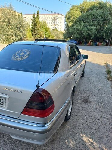 Mercedes C 240 1999, 317,000 km - 2.4 l - Bakı