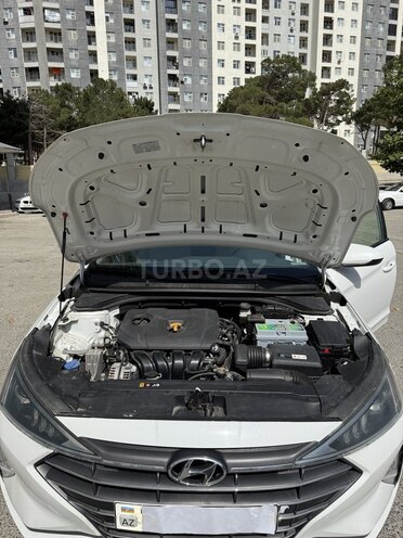 Hyundai Elantra 2019, 156,106 km - 2.0 l - Bakı