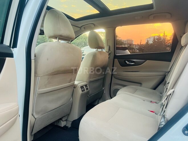 Nissan X-Trail 2015, 102,000 km - 2.5 l - Bakı