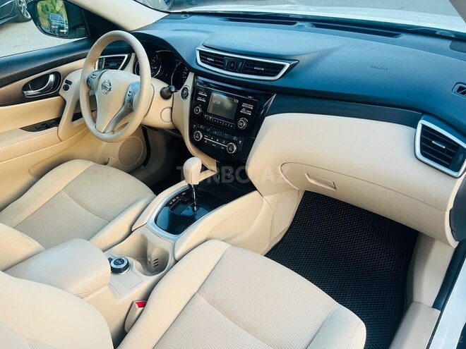 Nissan X-Trail 2015, 102,000 km - 2.5 l - Bakı