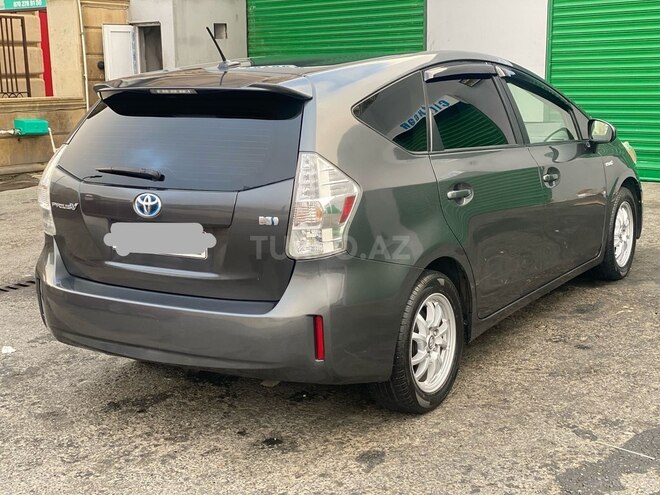 Toyota Prius V 2013, 379,805 km - 1.8 л - Bakı