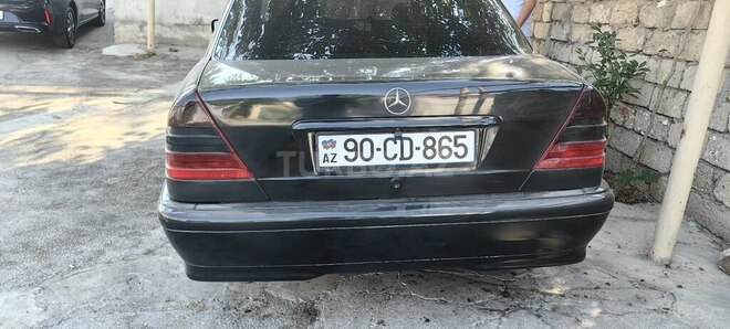Mercedes C 220 d 1999, 395,000 km - 2.2 л - Bakı