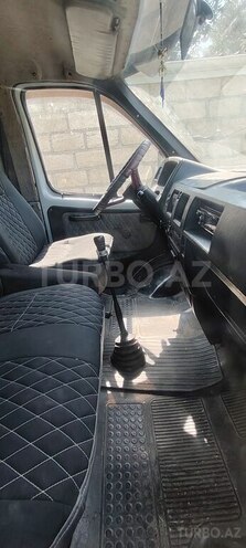 GAZ 2757 1998, 150,000 km - 2.4 л - Quba