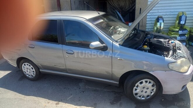 Fiat Albea 2007, 400,000 km - 1.4 l - Ucar