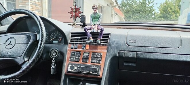 Mercedes C 200 1994, 506,800 km - 2.0 л - Quba