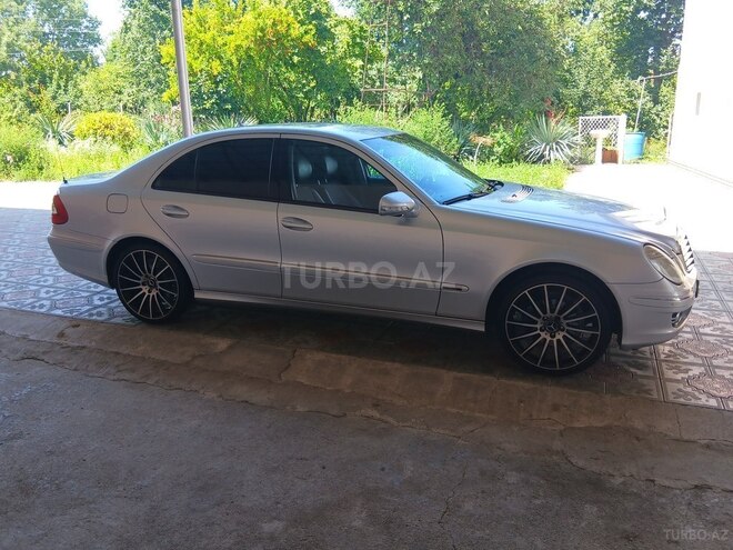 Mercedes E 220 d 2007, 322,476 km - 2.2 l - Qazax