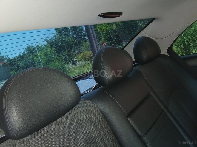 Mercedes E 220 d 2007, 322,476 km - 2.2 l - Qazax