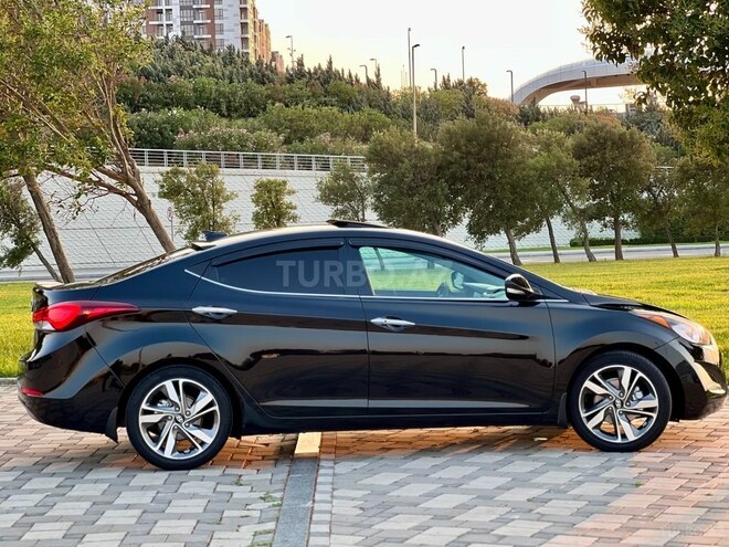 Hyundai Elantra 2015, 117,000 km - 1.8 l - Bakı