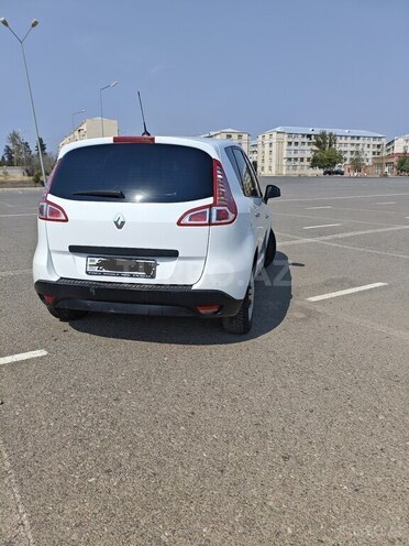 Renault Megane Scenic 2011, 215,700 km - 1.5 л - Gəncə