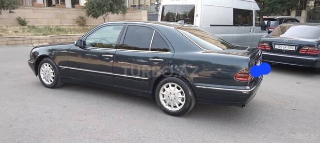 Mercedes E 270 2000, 350,000 km - 2.7 l - Bakı