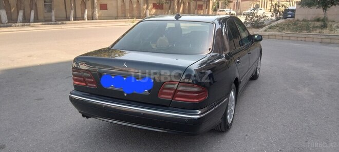 Mercedes E 270 2000, 350,000 km - 2.7 l - Bakı