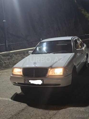 Mercedes C 180 1994, 324,000 km - 1.8 л - Quba
