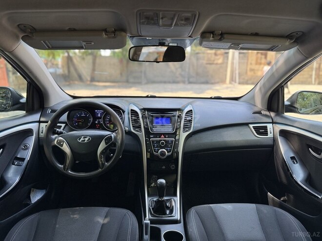 Hyundai i30 2014, 281,966 km - 1.4 l - Ağcabədi