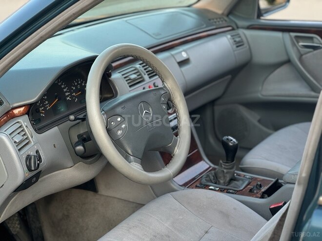 Mercedes E 200 2000, 350,000 km - 2.0 л - Gəncə