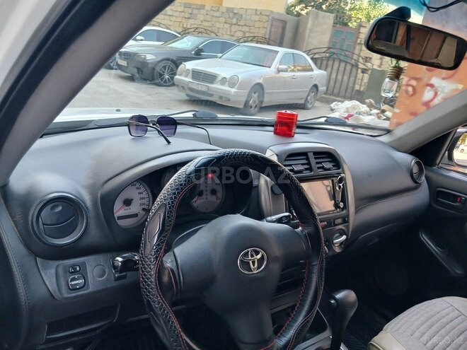Toyota RAV4 2004, 253,805 km - 2.0 l - Bakı