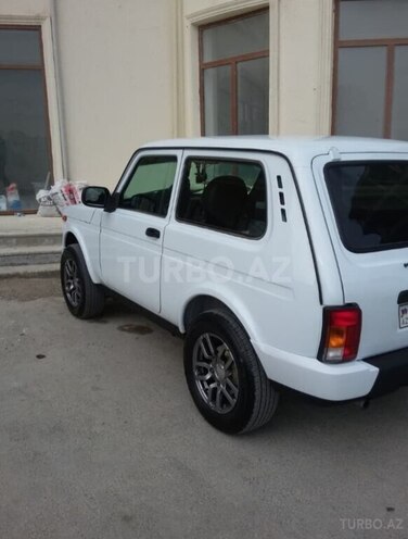LADA (VAZ) Niva 2002, 226,000 km - 1.7 l - Quba