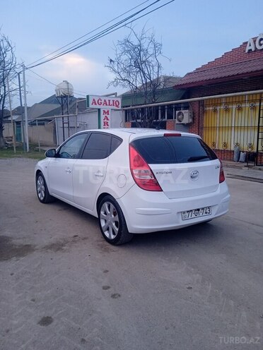 Hyundai i30 2009, 270,000 km - 1.4 л - Şabran