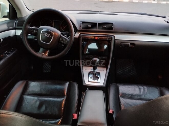 Audi A4 2005, 391,071 km - 2.0 l - Naxçıvan