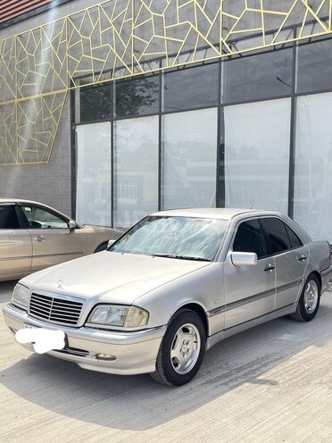 Mercedes C 200 1997, 357,000 km - 2.0 л - Salyan