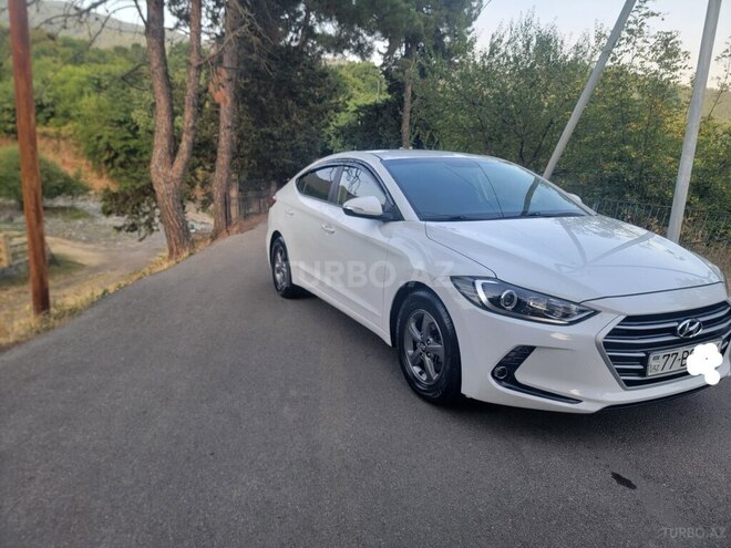 Hyundai Avante 2017, 220,125 km - 1.6 л - Bakı