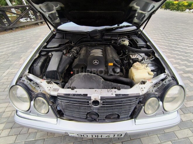 Mercedes E 240 1998, 395,000 km - 2.4 l - Masallı