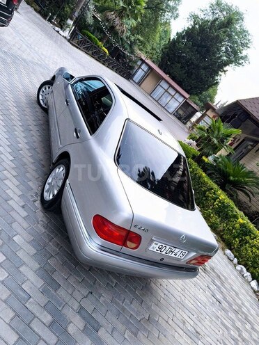 Mercedes E 240 1998, 395,000 km - 2.4 l - Masallı