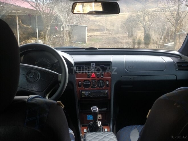 Mercedes C 220 d 1998, 701,000 km - 2.2 л - Gədəbəy