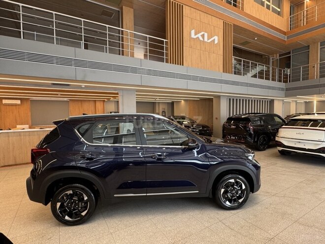 Kia Sonet-5