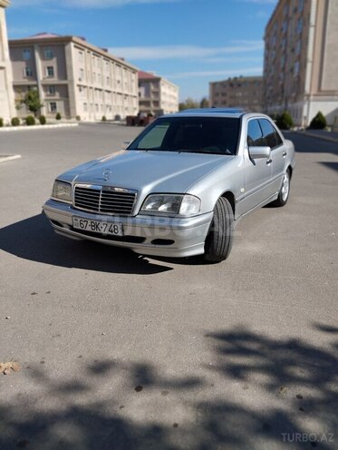 Mercedes C 240 1999, 215,450 km - 2.4 л - Naxçıvan