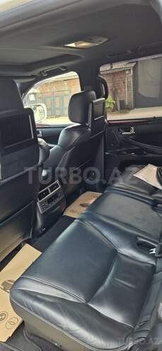 Lexus LX 570 2013, 212,000 km - 5.7 l - Astara