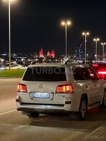 Lexus LX 570 2013, 212,000 km - 5.7 l - Astara