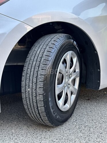 Hyundai Accent 2015, 132,000 km - 1.6 l - Bakı