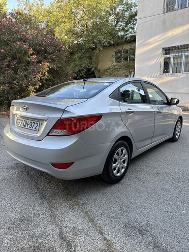 Hyundai Accent 2015, 132,000 km - 1.6 l - Bakı