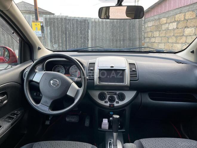 Nissan Note 2011, 63,000 km - 1.6 l - Quba
