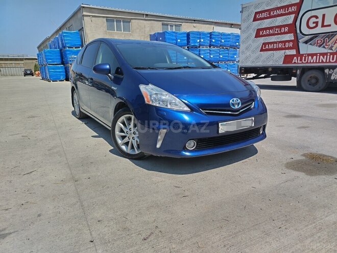 Toyota Prius V 2012, 313,822 km - 1.8 l - Bakı
